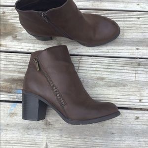 Cute women’s heeled boots.